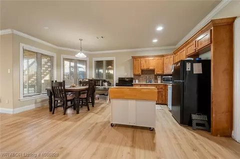 Kitchen - 4407 Webb Way, Fort Smith, AR 72916 photo 7 of 7