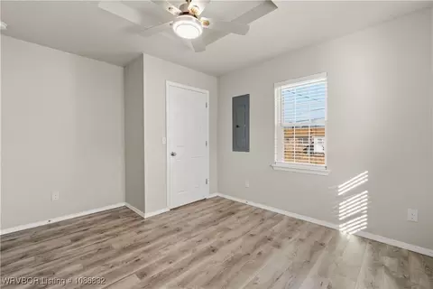Bedroom - 1511 Houston St, Fort Smith, AR 72901 photo 2 of 7
