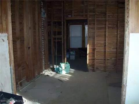 Entry Way - 1123 N 35th St, Fort Smith, AR 72904 photo 3 of 3