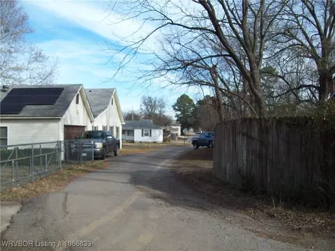 Other - 1123 N 35th St, Fort Smith, AR 72904 photo 2 of 3