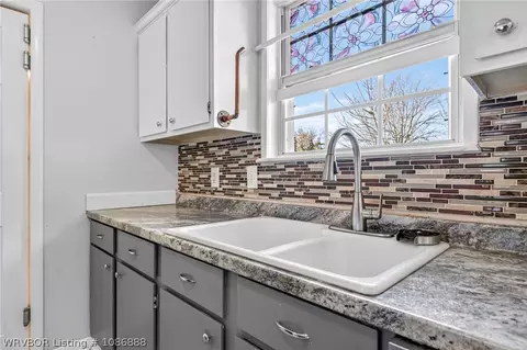 313 Cherrybark Pl, Greenwood, AR 72936 photo 6