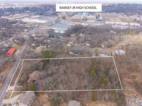 3821 Old Jenny Lind Rd, Fort Smith, AR 72901 photo 2