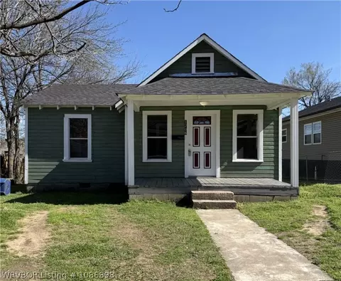 1206 N 6th St, Fort Smith, AR 72901