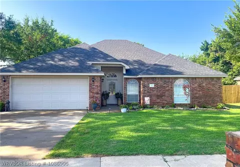 Exterior - 101 Lexington Way, Barling, AR 72923 photo 4 of 10