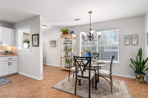 Dining - 101 Lexington Way, Barling, AR 72923 photo 2 of 2