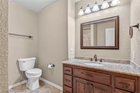 Bath - 24705 Highway 22, Lavaca, AR 72941 photo 6 of 9