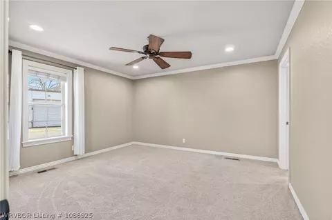 Bedroom - 24705 Highway 22, Lavaca, AR 72941 photo 1 of 6
