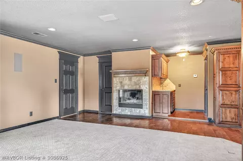 Living - 24705 Highway 22, Lavaca, AR 72941 photo 6 of 6