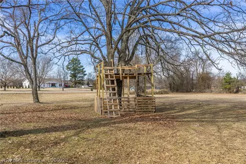 Exterior - 472501 E 1127 Rd, Muldrow, OK 74948 photo 10 of 10