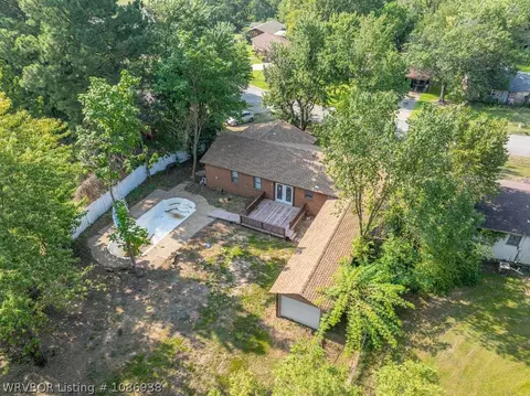 View/Area - 921 Cedar Ln, Fort Smith, AR 72908 photo 1 of 14