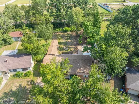 View/Area - 921 Cedar Ln, Fort Smith, AR 72908 photo 6 of 14
