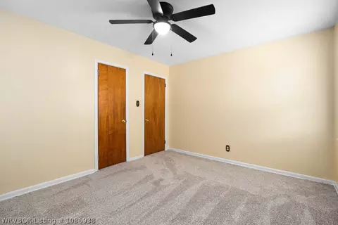 Bedroom - 921 Cedar Ln, Fort Smith, AR 72908 photo 5 of 8