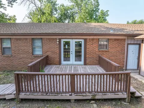 Exterior - 921 Cedar Ln, Fort Smith, AR 72908 photo 9 of 11