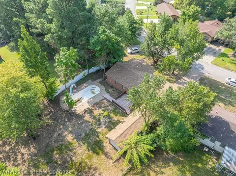 View/Area - 921 Cedar Ln, Fort Smith, AR 72908 photo 3 of 14