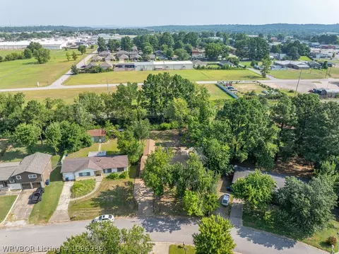 View/Area - 921 Cedar Ln, Fort Smith, AR 72908 photo 10 of 14