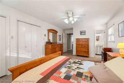 Bedroom - 8205 Clover Dr, Fort Smith, AR 72908 photo 2 of 5