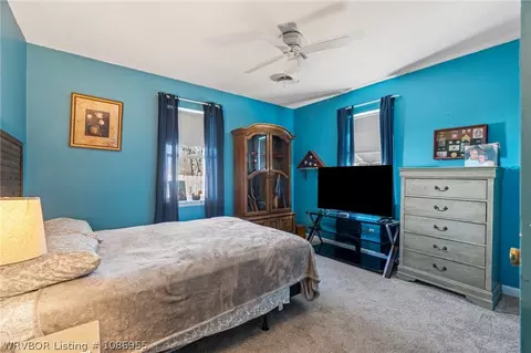 Bedroom - 1002 Pattie Ln, Barling, AR 72923 photo 4 of 4