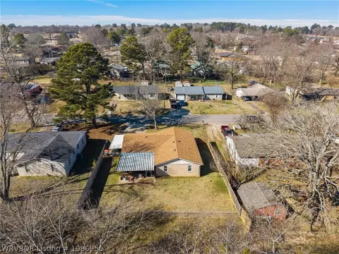 View/Area - 1002 Pattie Ln, Barling, AR 72923 photo 6 of 6