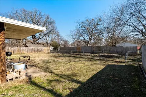 Exterior - 1002 Pattie Ln, Barling, AR 72923 photo 6 of 6