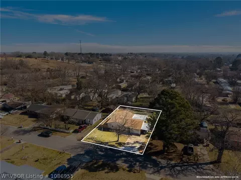 View/Area - 1002 Pattie Ln, Barling, AR 72923 photo 1 of 6