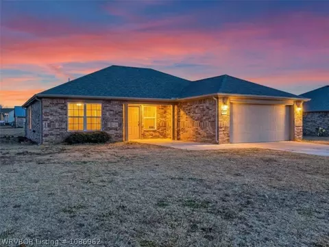 213 Curtis Ln, Poteau, OK 74953