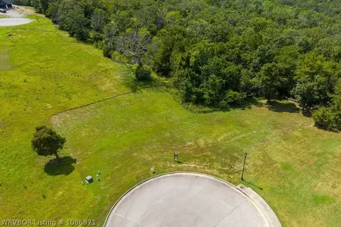 4537 N Scott Cir, Van Buren, AR 72956