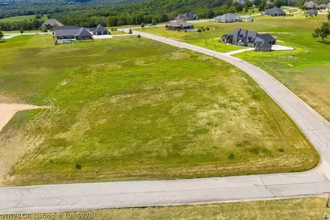 259 Scott Farm Dr, Van Buren, AR 72956