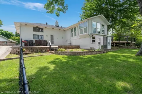 Exterior - 2701 S 97th Cir, Fort Smith, AR 72903 photo 7 of 10