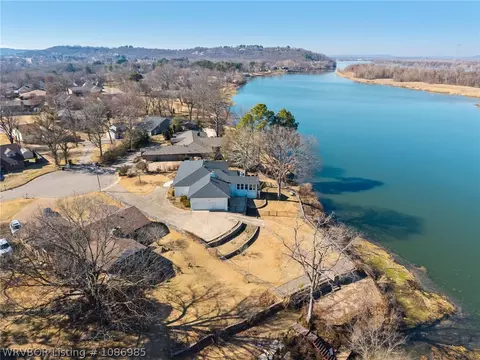 View/Area - 2701 S 97th Cir, Fort Smith, AR 72903 photo 5 of 7
