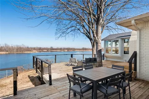 Exterior - 2701 S 97th Cir, Fort Smith, AR 72903 photo 8 of 10