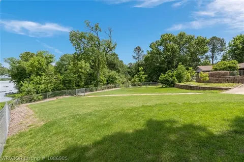 Exterior - 2701 S 97th Cir, Fort Smith, AR 72903 photo 6 of 10