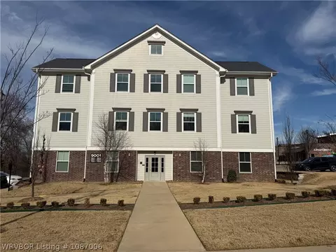 9001 Ra Young Jr Dr, Fort Smith, AR 72916