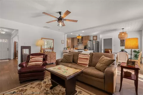 Living - 3211 Village Rd, Fort Smith, AR 72903 photo 3 of 3
