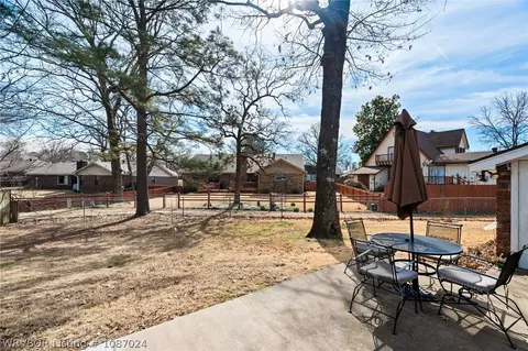 Exterior - 3211 Village Rd, Fort Smith, AR 72903 photo 6 of 6
