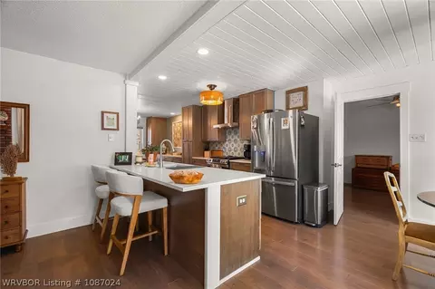 Kitchen - 3211 Village Rd, Fort Smith, AR 72903 photo 2 of 5