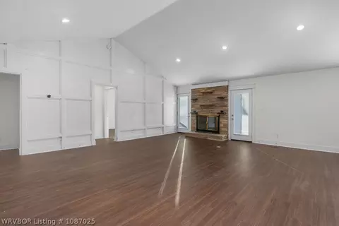 Living - 2802 Dallas St, Fort Smith, AR 72901 photo 1 of 2