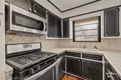 Kitchen - 6700 S 6th St, Fort Smith, AR 72908 photo 2 of 2