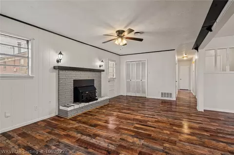 Living - 6700 S 6th St, Fort Smith, AR 72908 photo 3 of 5