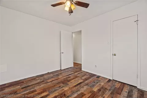 Bedroom - 6700 S 6th St, Fort Smith, AR 72908 photo 3 of 5