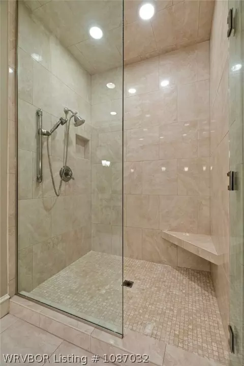 Bath - 110 Rivercrest Dr, Fort Smith, AR 72903 photo 8 of 9