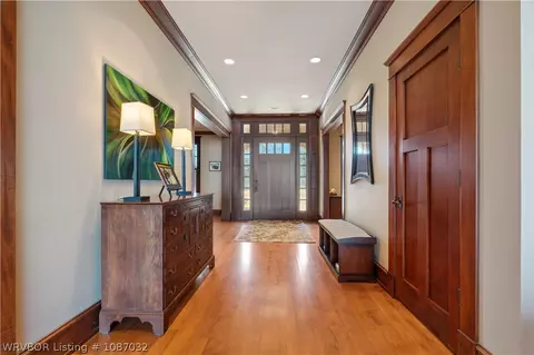 Entry Way - 110 Rivercrest Dr, Fort Smith, AR 72903 photo 1 of 4