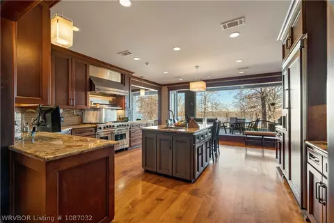 Kitchen - 110 Rivercrest Dr, Fort Smith, AR 72903 photo 1 of 8
