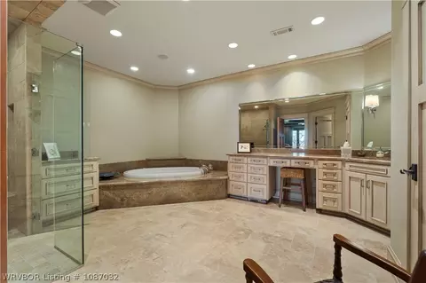 Bath - 110 Rivercrest Dr, Fort Smith, AR 72903 photo 1 of 9