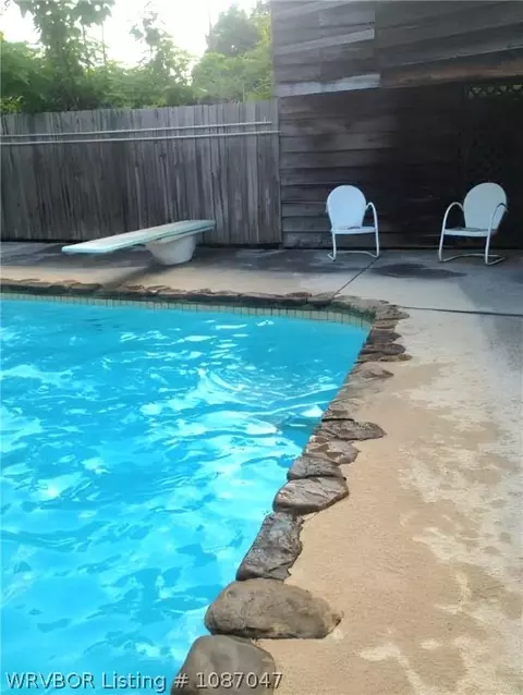 Exterior - 2714 S Louisville St, Fort Smith, AR 72901 photo 6 of 8
