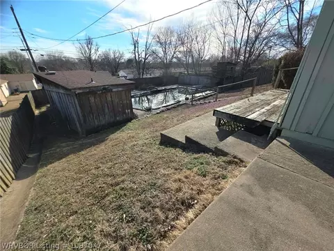 Exterior - 2714 S Louisville St, Fort Smith, AR 72901 photo 2 of 8