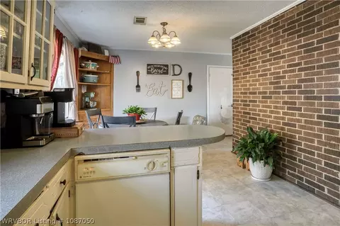 Kitchen - 9843 Abbott Loop, Mansfield, AR 72944 photo 3 of 3
