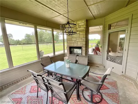 Exterior - 3414 Bugscuffle Rd, Lavaca, AR 72941 photo 7 of 10