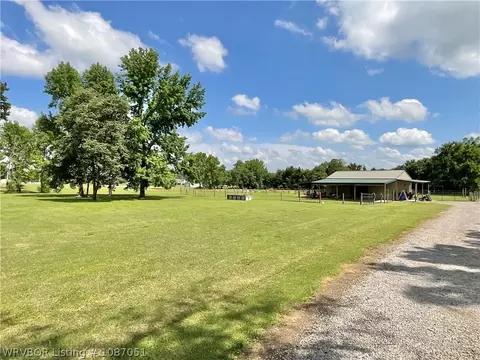 Exterior - 3414 Bugscuffle Rd, Lavaca, AR 72941 photo 8 of 10