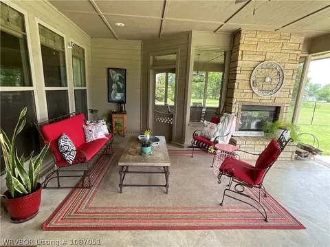 Exterior - 3414 Bugscuffle Rd, Lavaca, AR 72941 photo 5 of 10