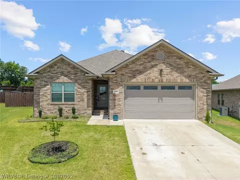 9001 Kayhill Pl, Fort Smith, AR 72916